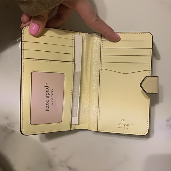 COPY - Kate spade pale yellow wallet - Picture 3 of 3